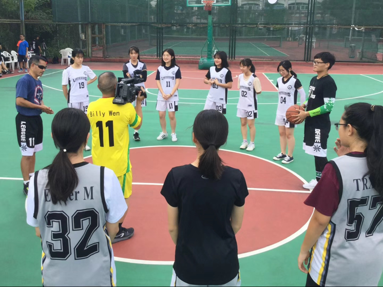 WONDERFUL EVENT SILHOUETTE